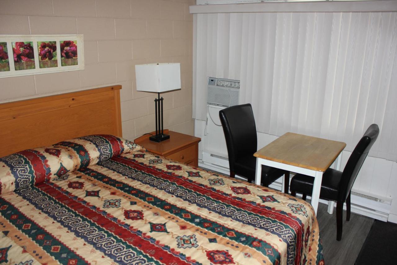 Flamingo Motel Penticton Eksteriør billede