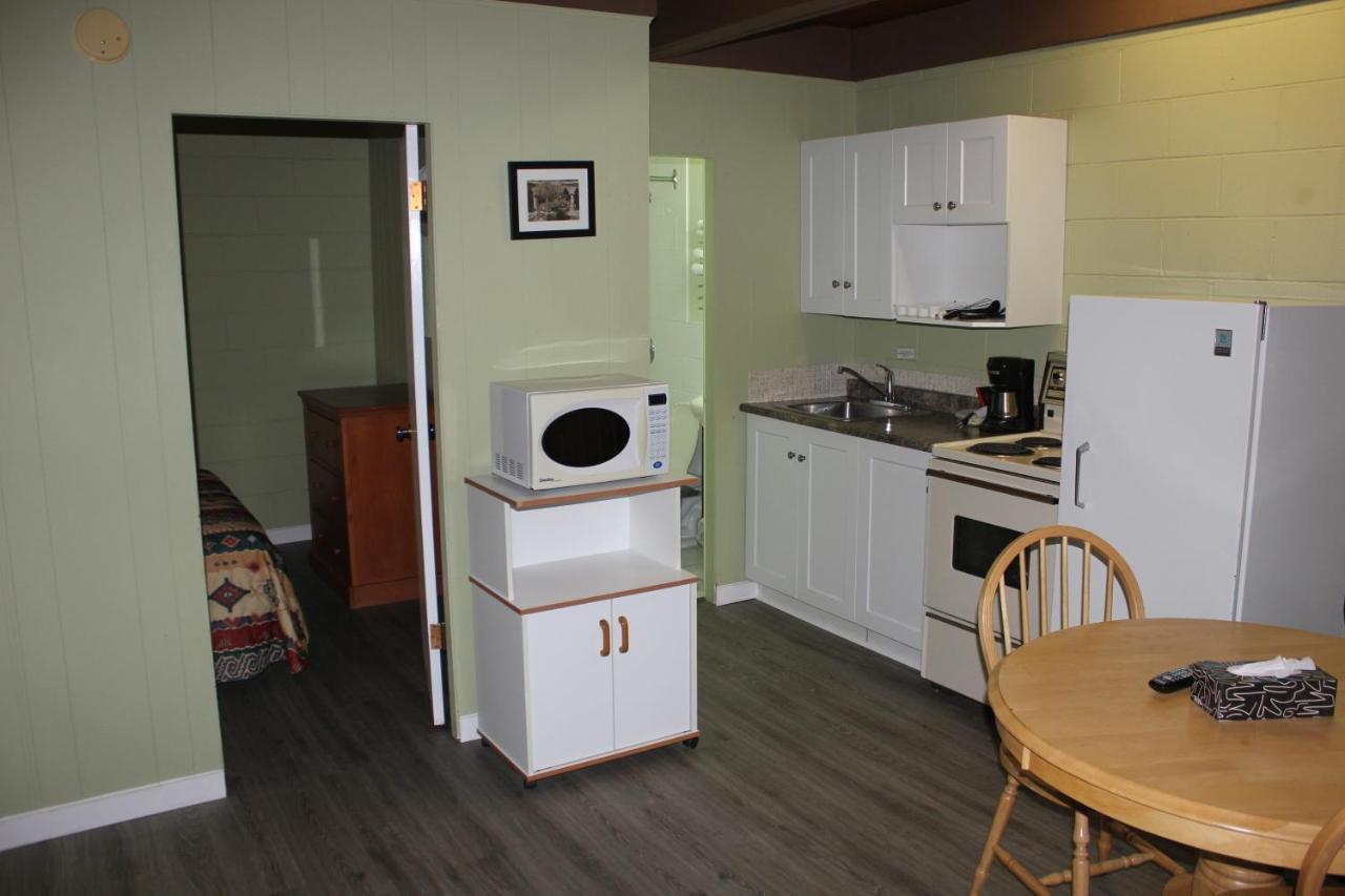 Flamingo Motel Penticton Eksteriør billede