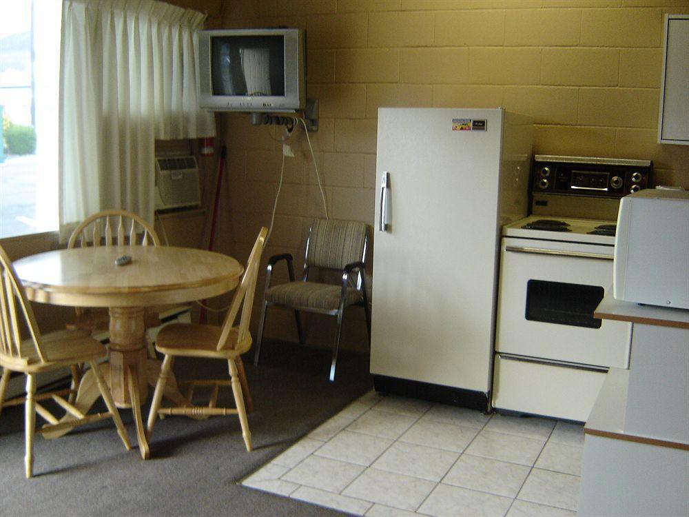 Flamingo Motel Penticton Eksteriør billede