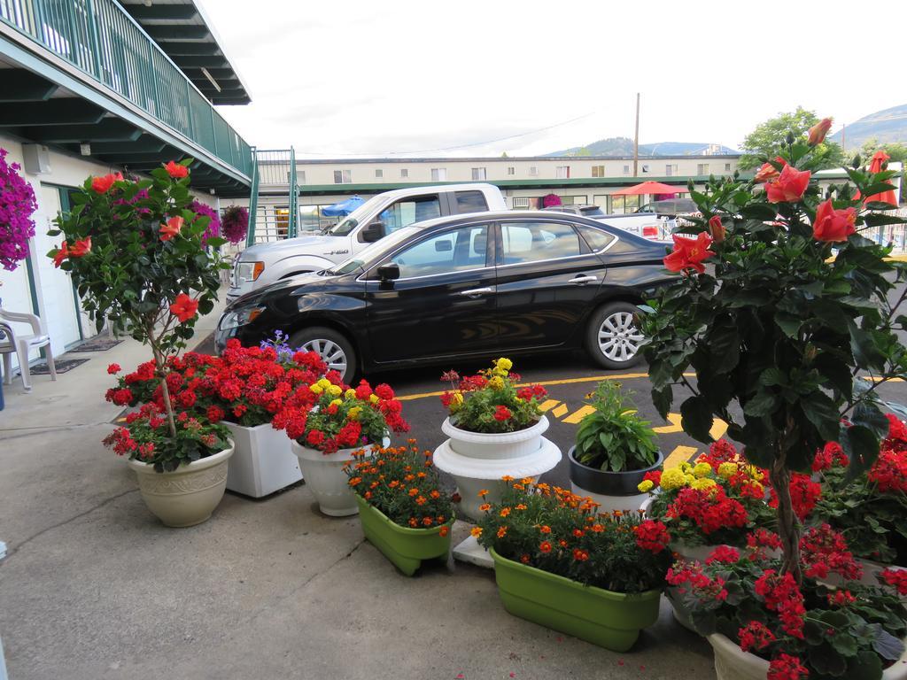 Flamingo Motel Penticton Eksteriør billede