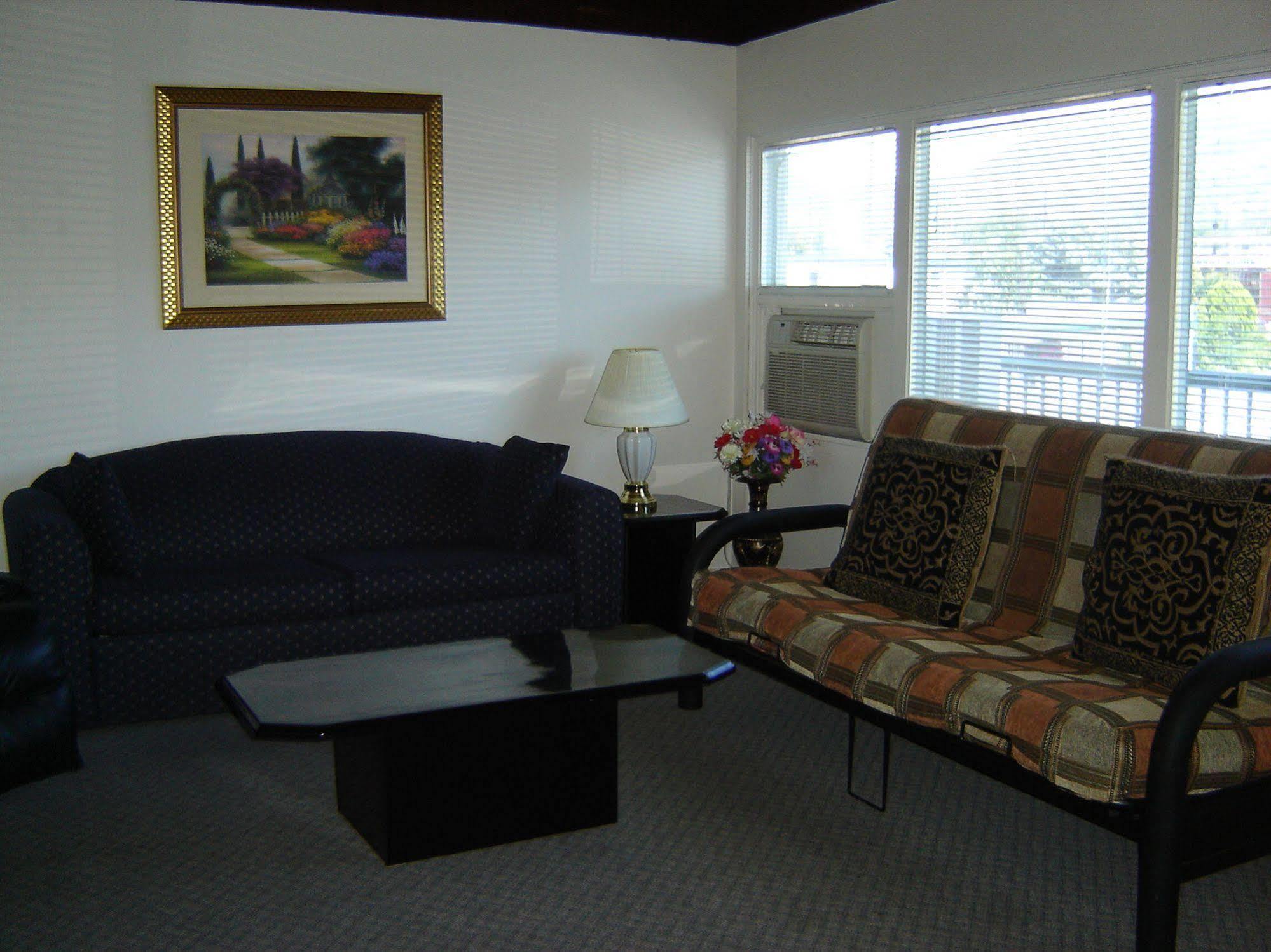 Flamingo Motel Penticton Eksteriør billede