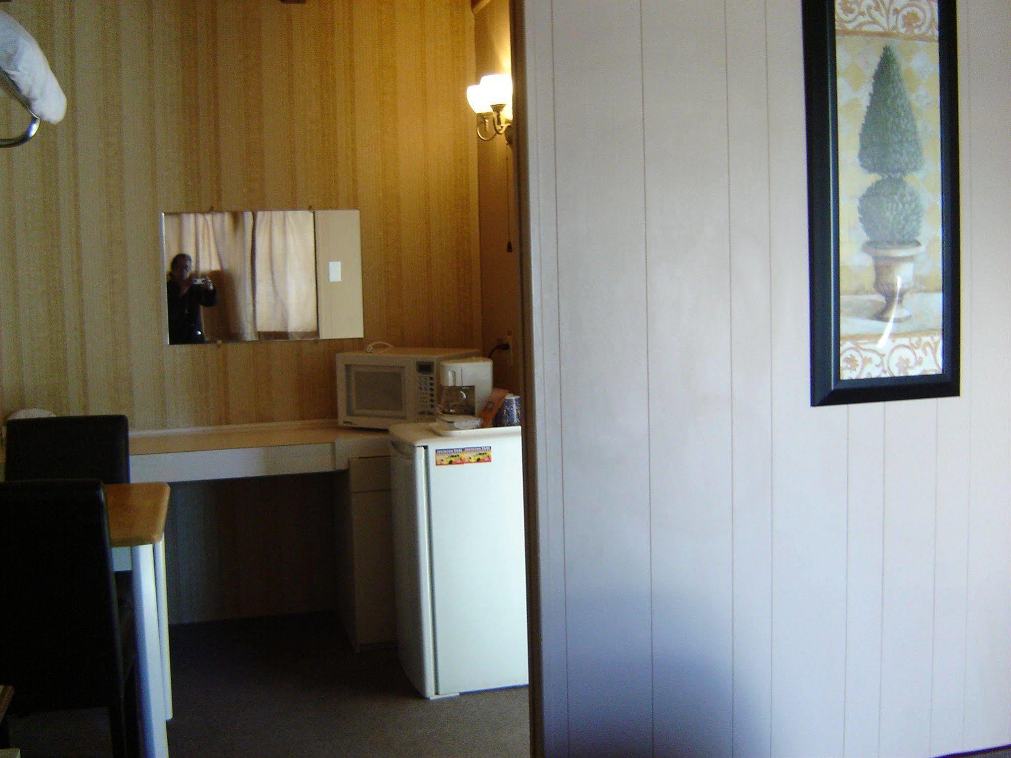 Flamingo Motel Penticton Eksteriør billede
